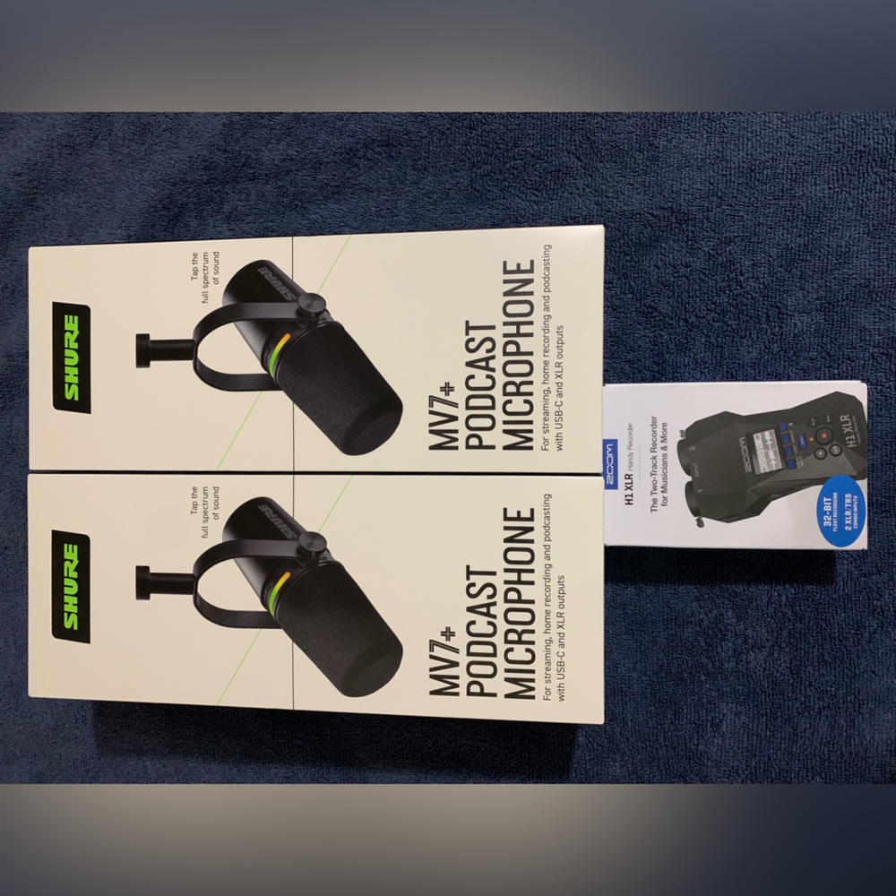 SHURE MV7+ PODCAST MICROPHONE BUNDLE & Zoom H1 XLR 2-Channel